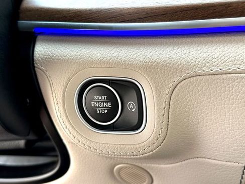 Used 2024 Mercedes-Benz GLE 350 4MATIC image 16