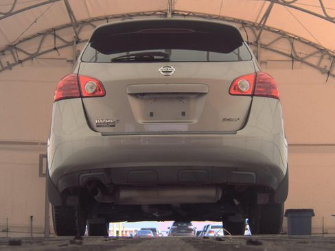 Used 2010 Nissan Rogue S w/ 360 Degree Value Pkg image 3