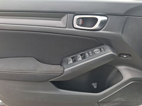 Used 2023 Honda Civic Sport image 12