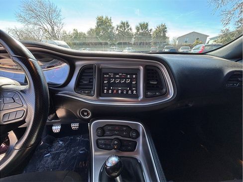 Used 2020 Dodge Challenger R/T w/ Blacktop Package image 11