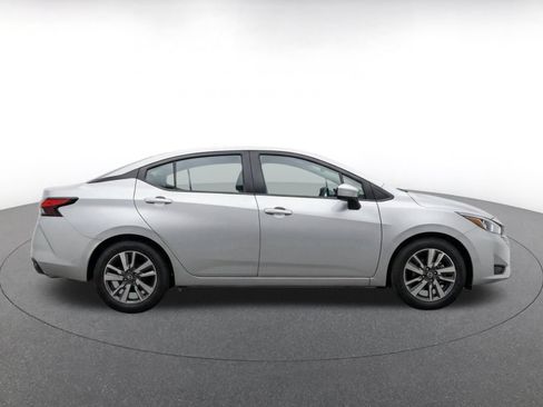 Used 2025 Nissan Versa SV FWD image 14