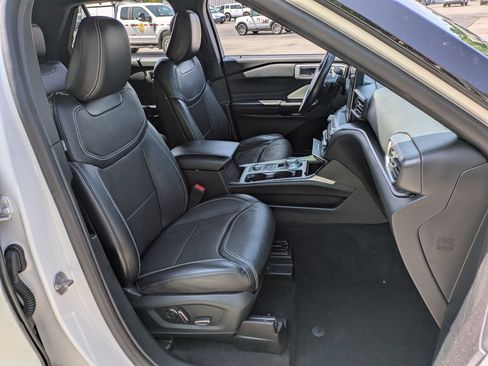 Used 2020 Ford Explorer ST w/ Premium Technology Package AWD/4WD image 22