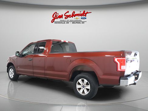 Used 2016 Ford F150 XLT w/ Trailer Tow Package RWD image 4