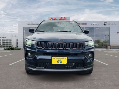 New 2026 Jeep Compass Latitude image 8