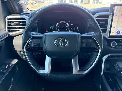 Used 2024 Toyota Tundra Platinum AWD/4WD image 20