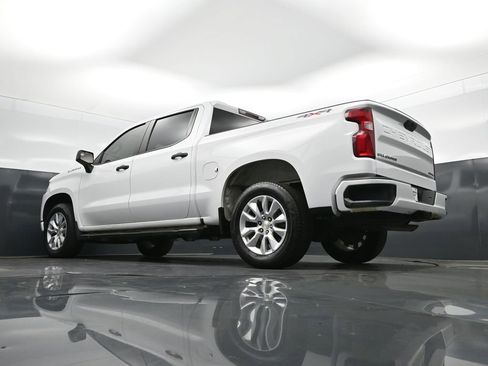 Used 2022 Chevrolet Silverado 1500 Custom w/ Safety Confidence Package image 41