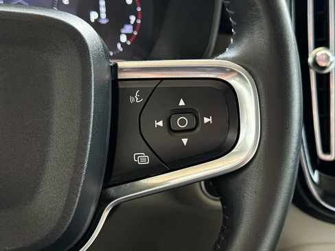 Used 2019 Volvo XC40 T5 Inscription AWD/4WD image 29