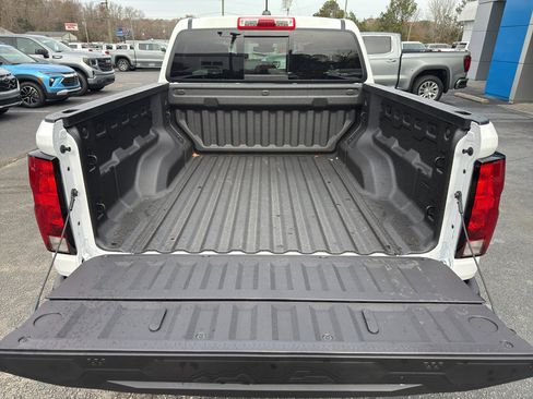 New 2026 Chevrolet Colorado W/T w/ WT Custom Package image 10