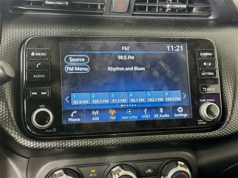 Used 2023 Nissan Kicks SV image 14