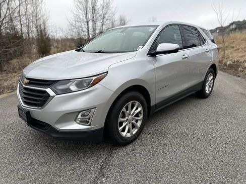 Used 2018 Chevrolet Equinox LT image 1