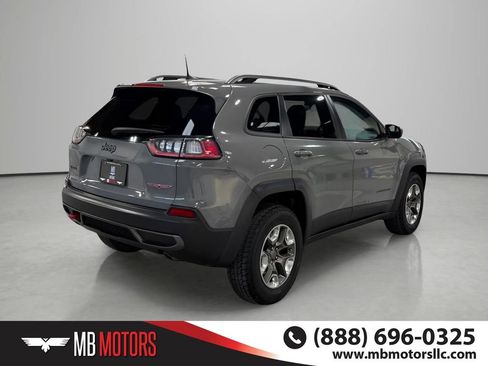 Used 2019 Jeep Cherokee Trailhawk w/ Comfort & Convenience Group AWD/4WD image 42