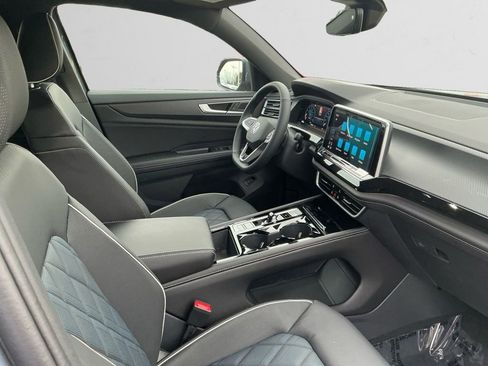 New 2026 Volkswagen Atlas Cross Sport SEL Premium R-Line AWD/4WD image 15