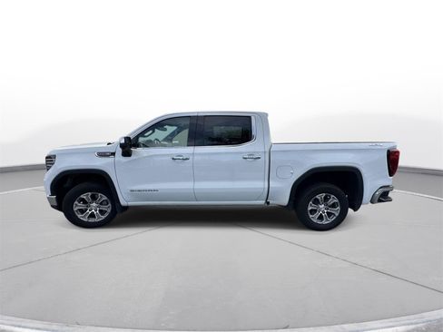 Used 2025 GMC Sierra 1500 SLT AWD/4WD image 9