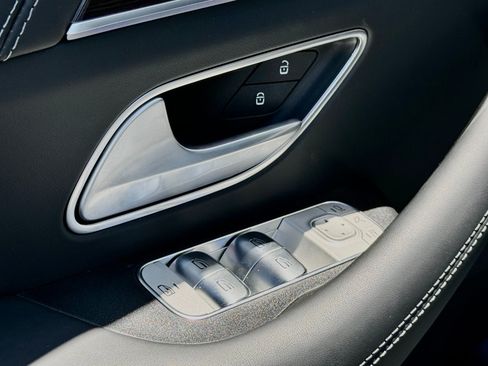 New 2026 Mercedes-Benz GLS 63 AMG 4MATIC image 17