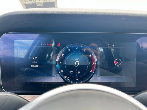 Used 2019 Mercedes-Benz E 300 image 24