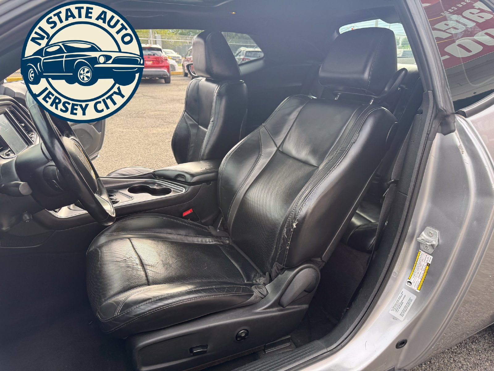 Used 2015 Dodge Challenger SXT Plus RWD image 23