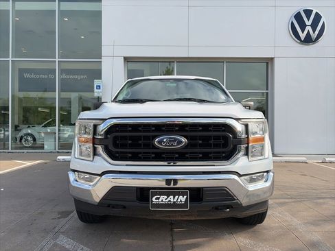 Used 2021 Ford F150 XLT AWD/4WD image 2