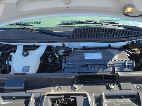 Used 2020 Chevrolet Express 2500 LT w/ LT Preferred Equipment Group RWD image 36
