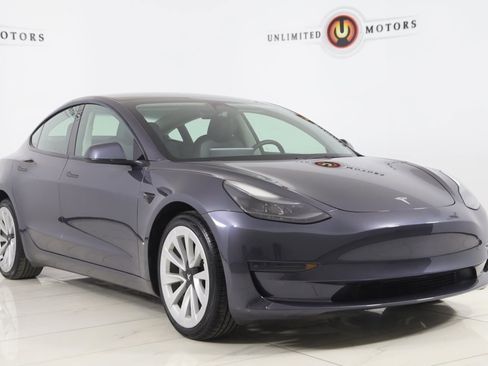 Used 2023 Tesla Model 3 Standard Range image 22