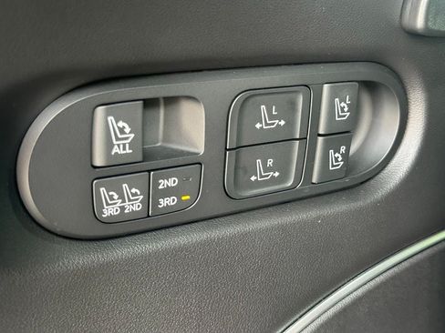 Certified 2026 Hyundai Palisade Calligraphy AWD/4WD image 32