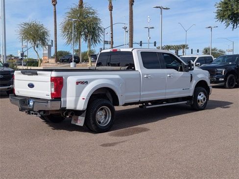 Used 2019 Ford F350 Lariat image 6