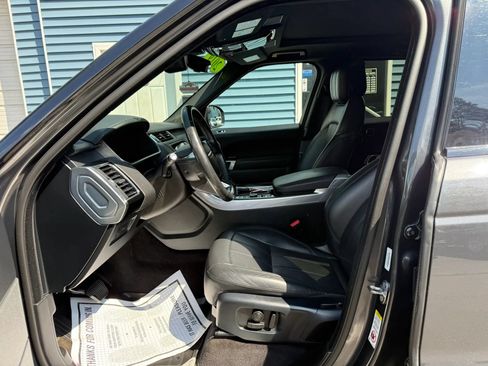 Used 2019 Land Rover Range Rover Sport HSE AWD/4WD image 10