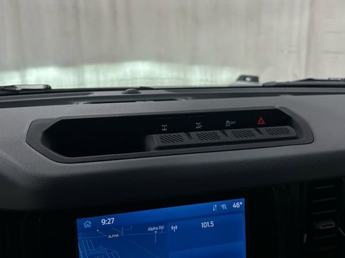 Used 2023 Ford Bronco Big Bend image 17