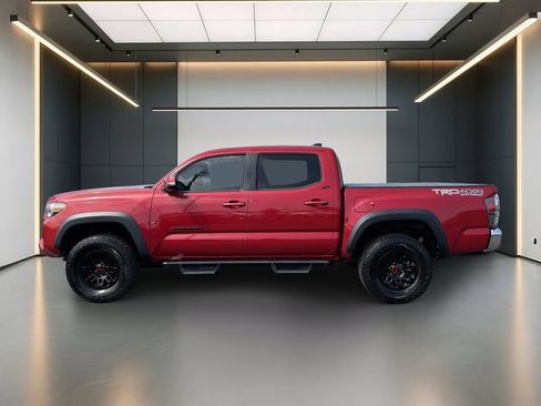 Used 2020 Toyota Tacoma TRD Off-Road AWD/4WD image 2