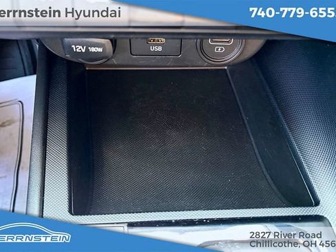 Used 2021 Hyundai Elantra SE FWD image 12