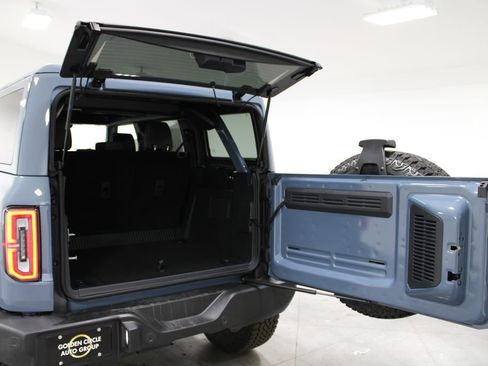 New 2025 Ford Bronco Outer Banks w/ Sasquatch Package image 17