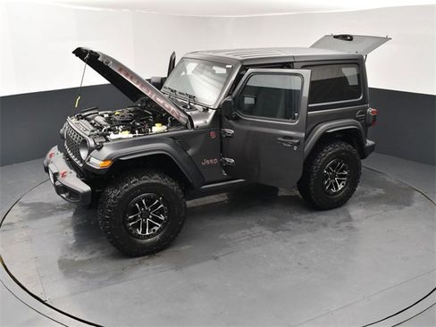 New 2026 Jeep Wrangler Rubicon w/ Xtreme 35 Tire Package image 26