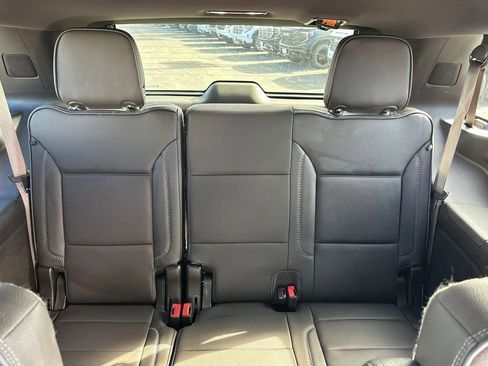 Used 2023 GMC Yukon Denali image 13