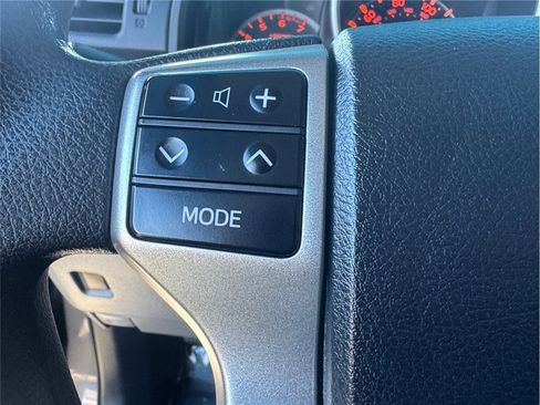 Used 2013 Toyota 4Runner SR5 image 14