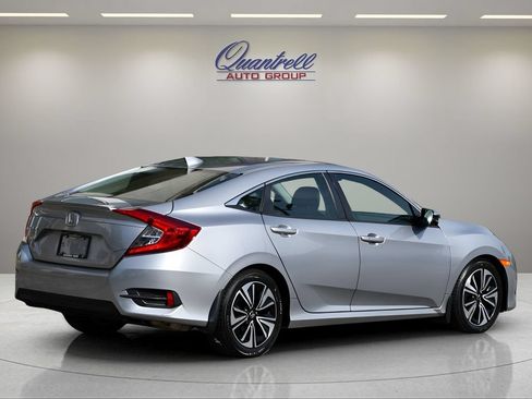Used 2018 Honda Civic EX-T image 4