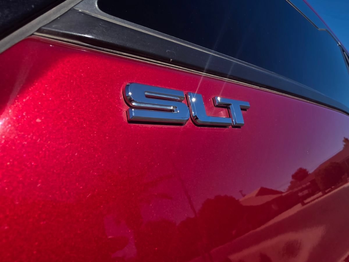 Used 2020 GMC Terrain SLT w/ Preferred Package FWD image 11