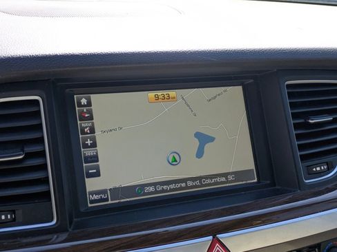 Used 2016 Hyundai Genesis 3.8 w/ Option Group 02 image 9