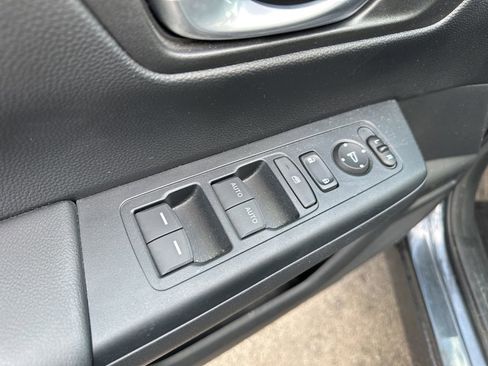 Used 2023 Honda CR-V Sport image 17