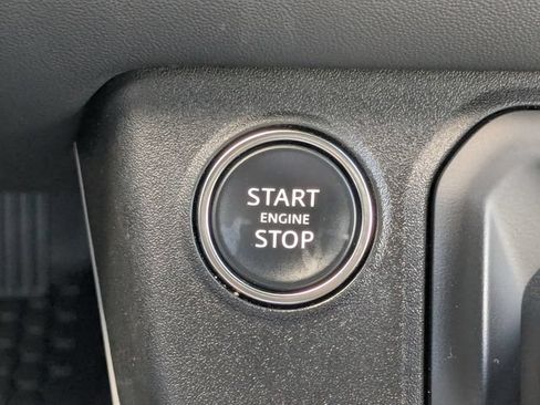 Certified 2025 Land Rover Defender 110 X-Dynamic SE AWD/4WD image 28