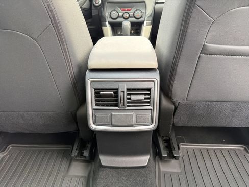 Used 2023 Subaru Forester Premium AWD/4WD image 20