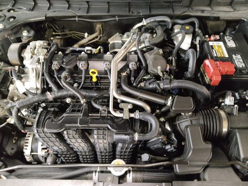 Used 2024 Nissan Altima 2.5 S FWD image 30