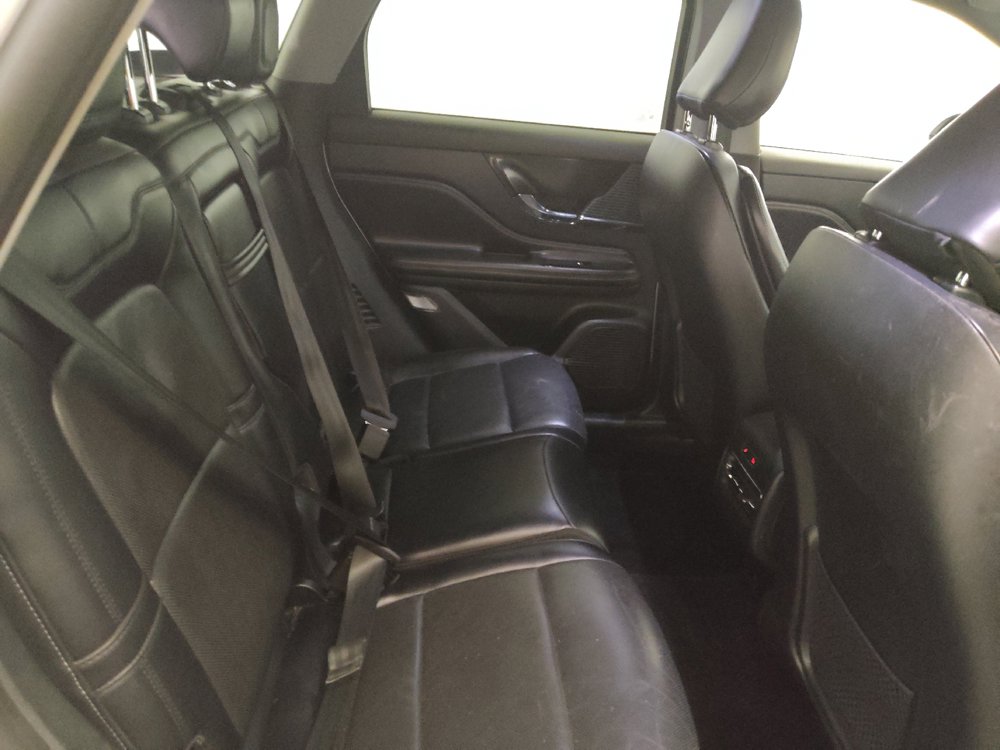 Used 2022 Lincoln Corsair AWD w/ Premium Package image 19