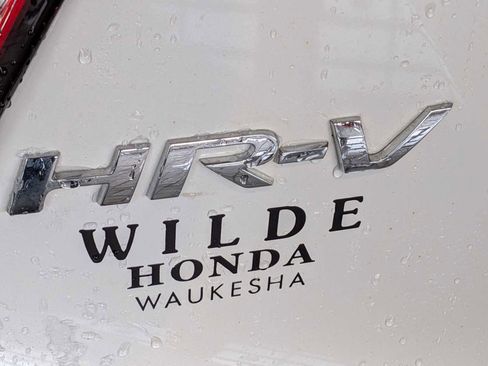 Used 2019 Honda HR-V EX-L image 12