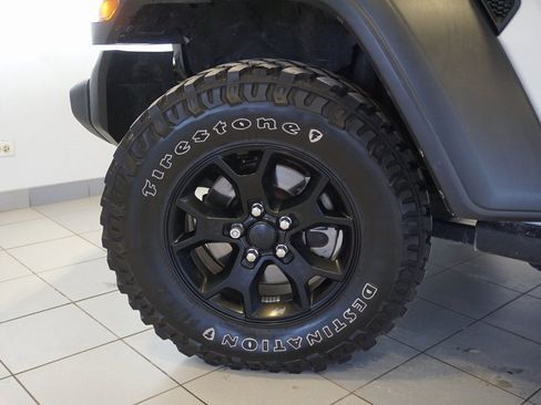 Used 2020 Jeep Wrangler Unlimited Sport image 29