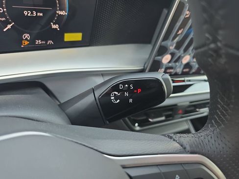 New 2026 Volkswagen Tiguan SE R-Line AWD/4WD image 20