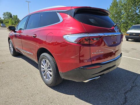 Used 2023 Buick Enclave Essence w/ Trailering Package, 5000 lbs. FWD image 5