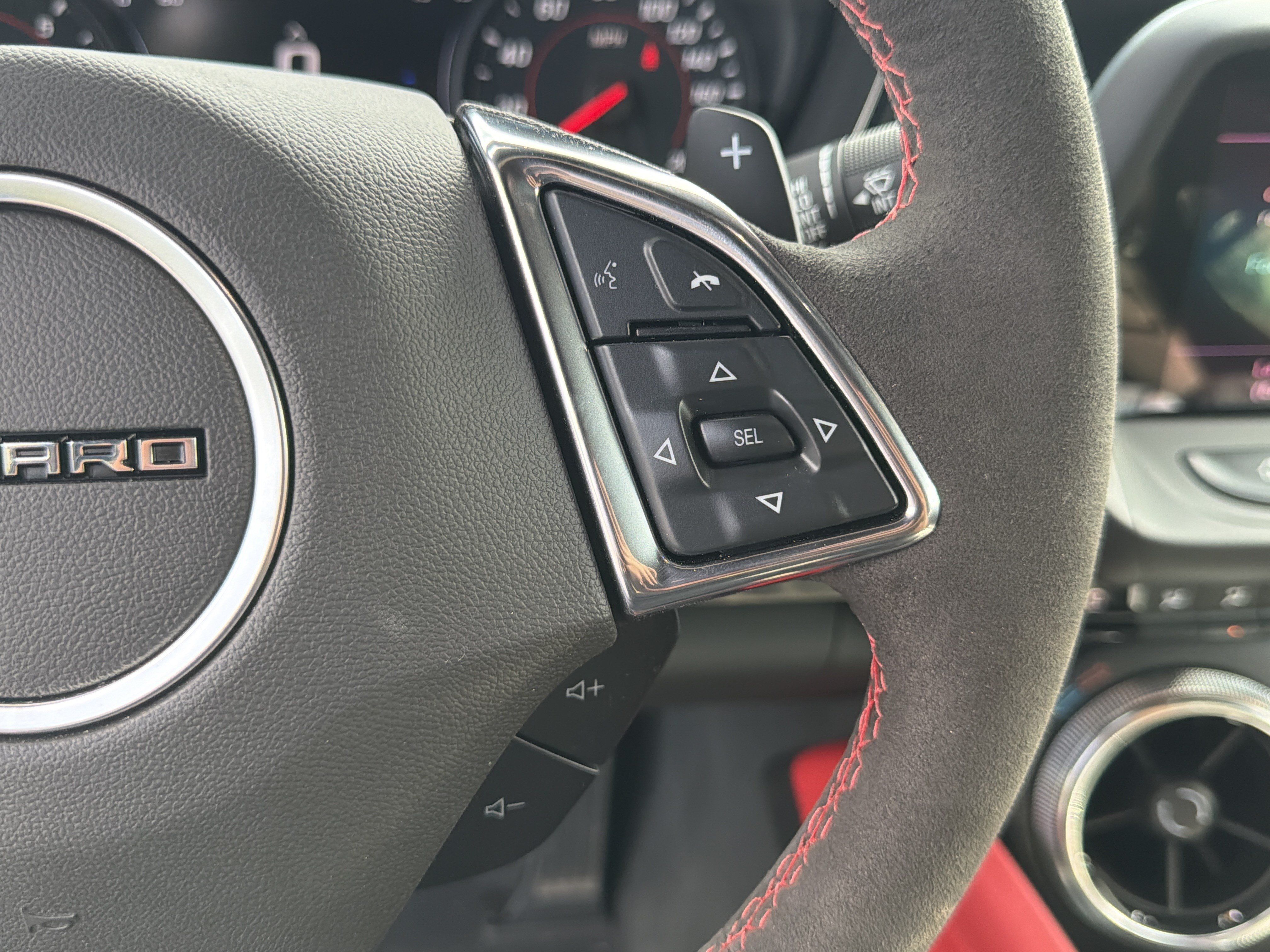 Used 2024 Chevrolet Camaro ZL1 RWD image 31