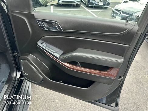 Used 2019 GMC Yukon XL SLT w/ HD Trailering Package AWD/4WD image 18
