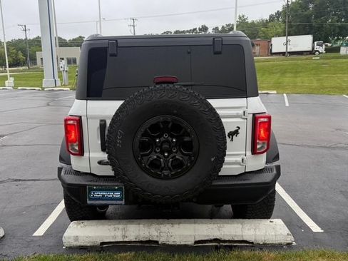 Used 2024 Ford Bronco Black Diamond w/ Sasquatch Package AWD/4WD image 5