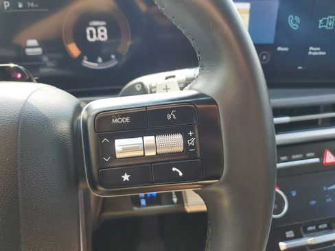 Used 2025 Hyundai Santa Fe SEL FWD image 21