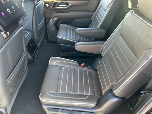 Used 2026 GMC Yukon XL Denali Ultimate AWD/4WD image 26